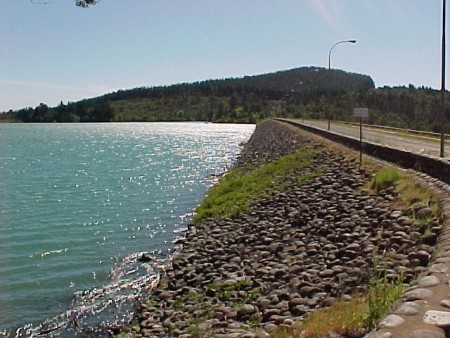 Muro de Contención Principal